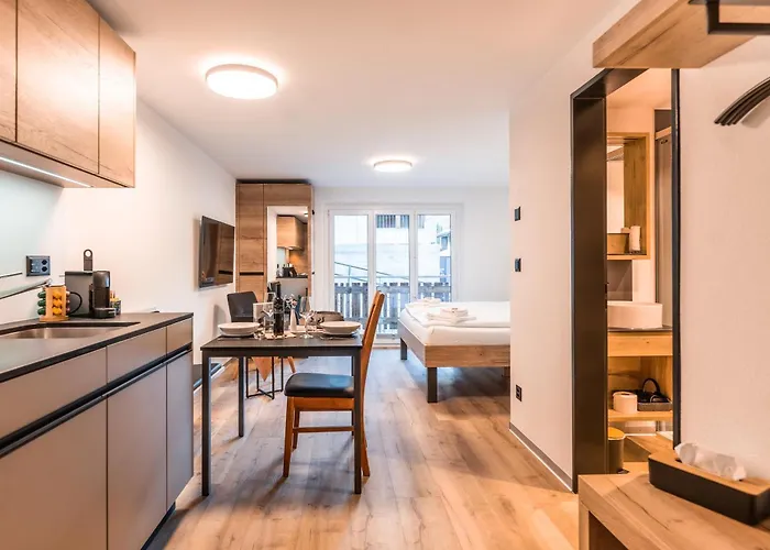 Enzian - Matterhorn Sicht Bei Der Bergbahn Inspiringplaceszermatt 公寓