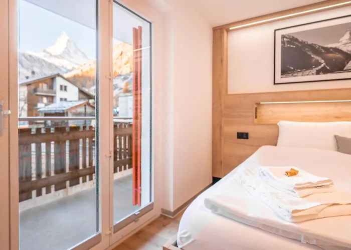 Enzian - Matterhorn Sicht Bei Der Bergbahn Inspiringplaceszermatt *