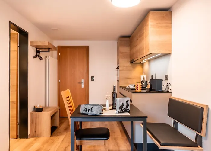 Enzian - Matterhorn Sicht Bei Der Bergbahn Inspiringplaceszermatt 采尔马特